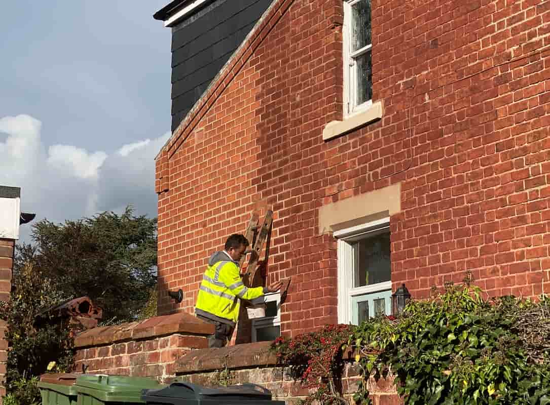 How to Make Quick and Easy Remedial Repairs Around the Home